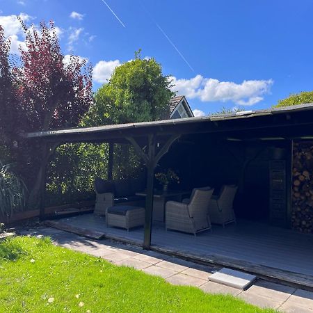 Cosy Vacation Home With Large Fenced Garden Bruinisse Eksteriør bilde